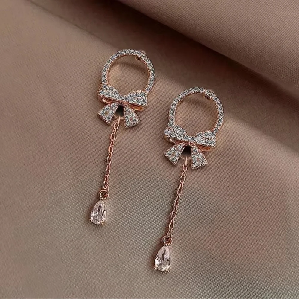 Elegant Bow Water Drop Pendant Stud Earrings
